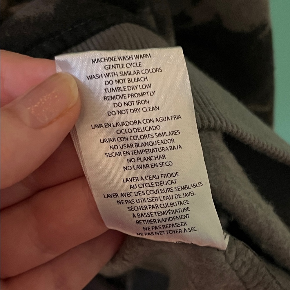 NWOT Pusheen Box Fall 21 Exclusive Halloween Boosheen Tie Dye Fleece Sweatshirt - Picture 6 of 7
